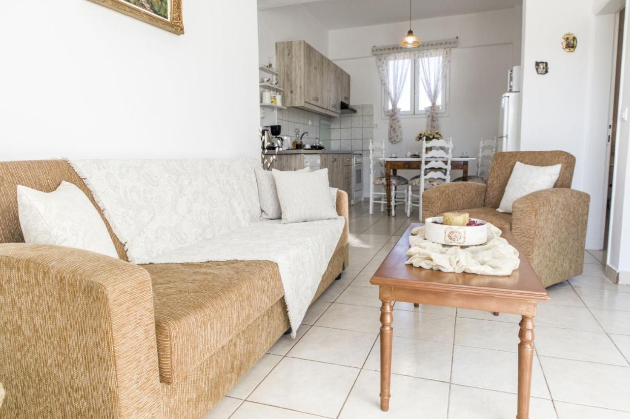 Chryso Apartment Камиларион Экстерьер фото